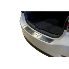 Накладка на задний бампер с загибом, нерж. сталь для Mazda 6 2015- седан               