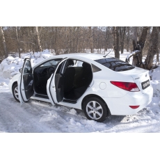 Накладки на внутренние пороги дверей для Hyundai Solaris I 2010-2014 (седан), шагрень