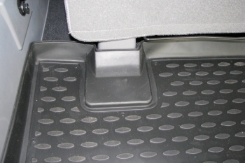Коврик в багажник HYUNDAI New H-1 2007->, мв. (полиуретан)
